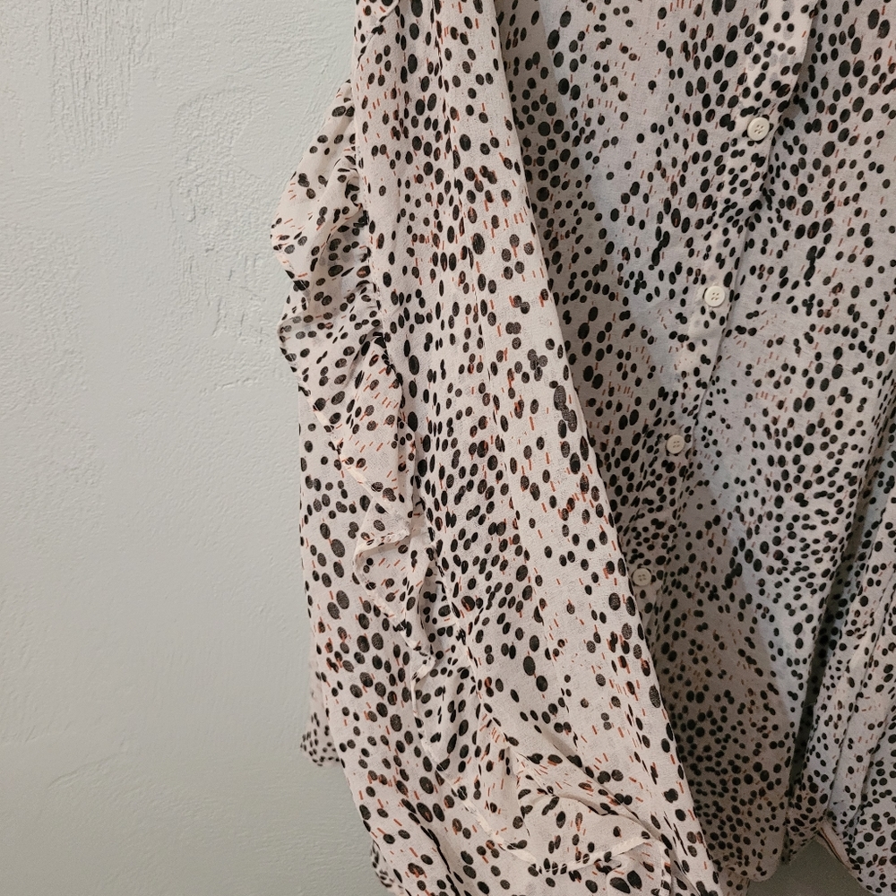 Max Studio Unique Ruffle Back Blouse - image 6